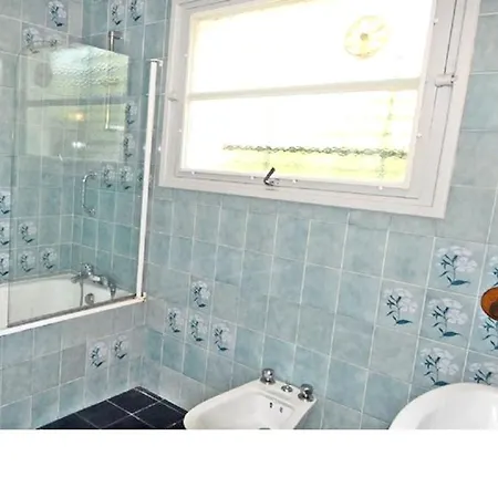Maison Charmante A Avec Terrasse Et Jardin, Animaux Acceptes Semesterbostad *
