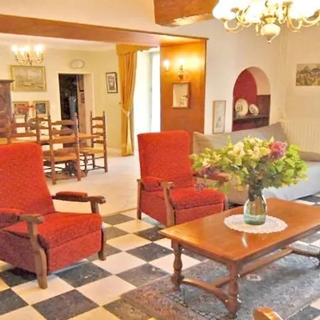Maison Charmante A Avec Terrasse Et Jardin, Animaux Acceptes