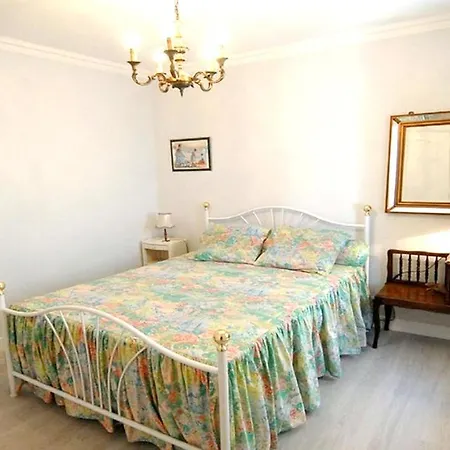 Maison Charmante A Avec Terrasse Et Jardin, Animaux Acceptes Semesterbostad *